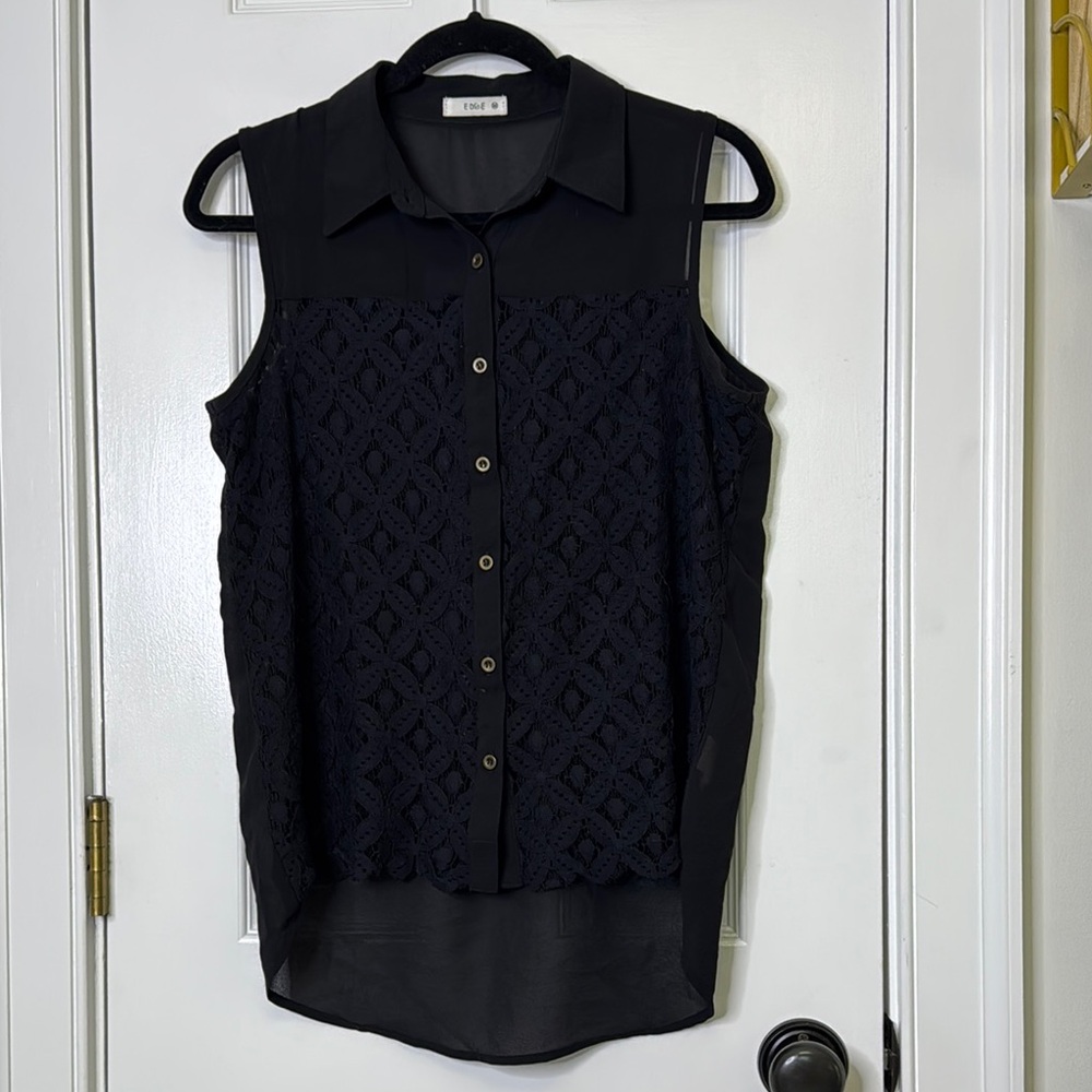Edge Black Buttoned Blouse with Notched Collar
